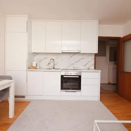 Luxury Suite:full Kitchen,king Size Bed, Ac, Wi-fi Apartament *