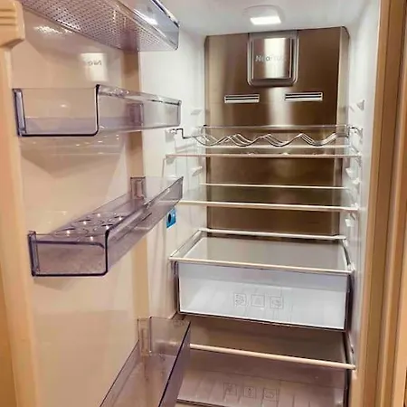 Luxury Suite:full Kitchen,king Size Bed, Ac, Wi-fi